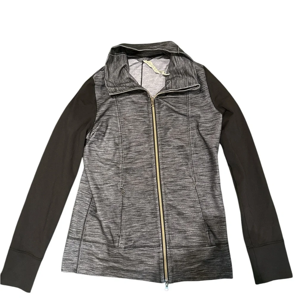 Lululemon Athletica DAILY YOGA JACKET 10 BLACK SLUB DENIM EUC host pick - Picture 2 of 15